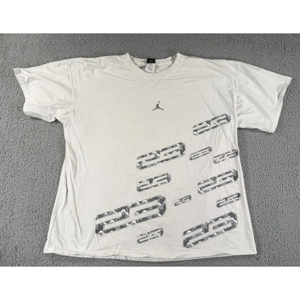 Vintage Jordan Center Logo T Shirt Mens‎ 2XL White Embroidered AOP Short Sleeve